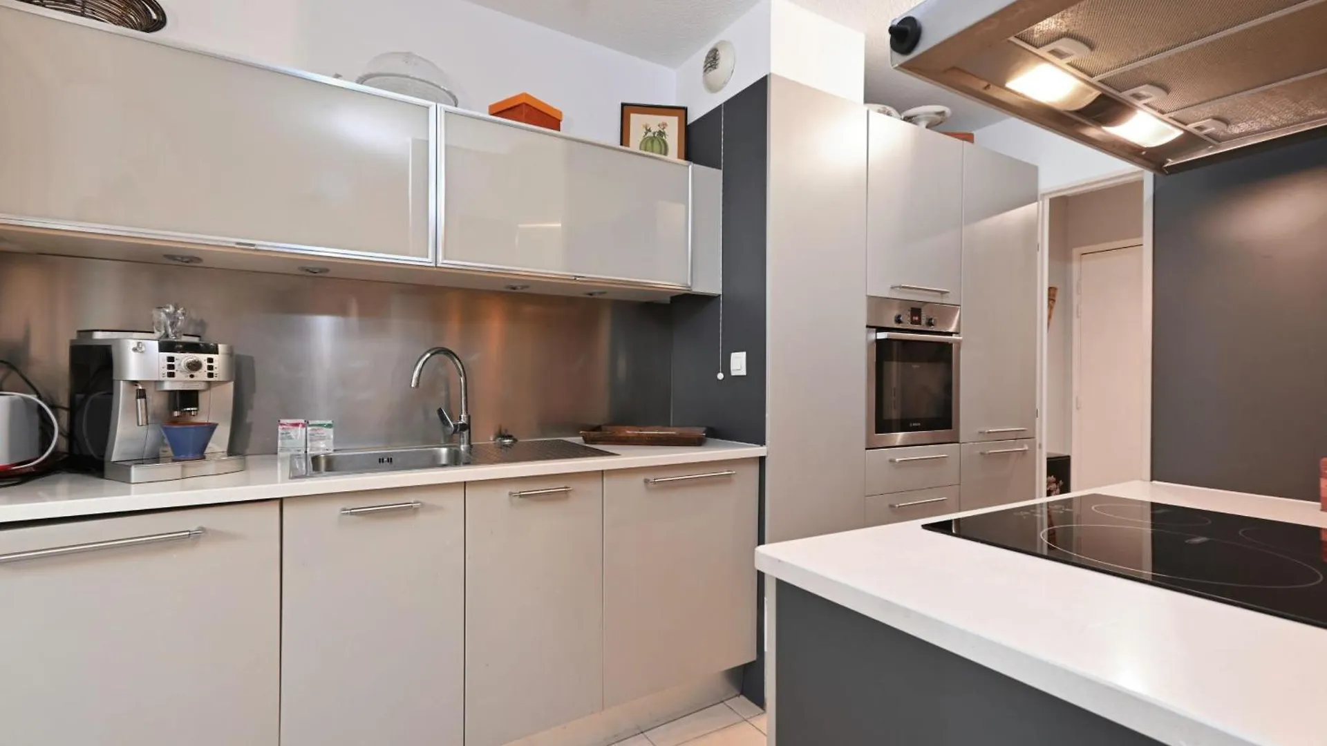 Koenig - T3 De Standing Avec Balcon Parking Et Vue Apartment Marseille France