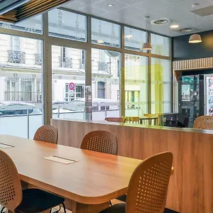 Centre La Joliette Отель